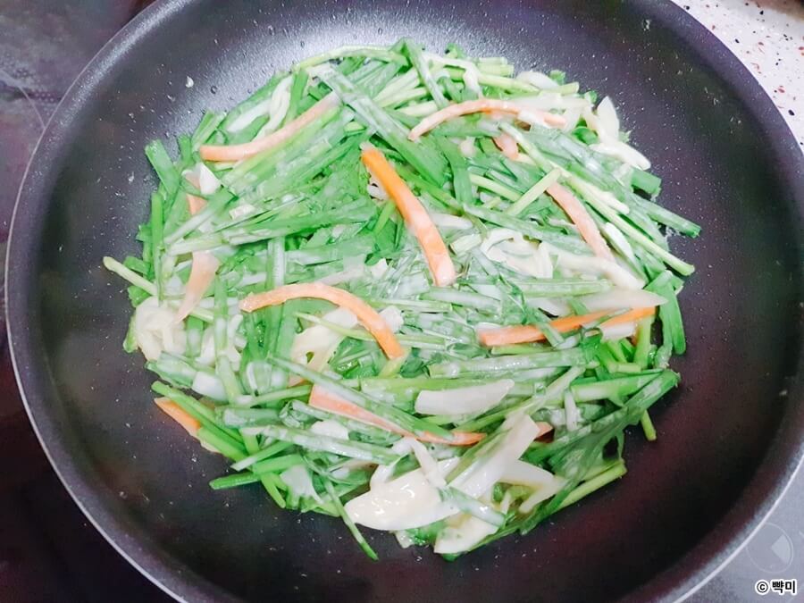 부추전-바삭하게-만들기-진미채전-오징어부추전-레시피