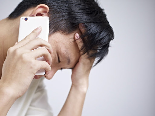 콜 포비아: 원인, 효과, 극복 전략