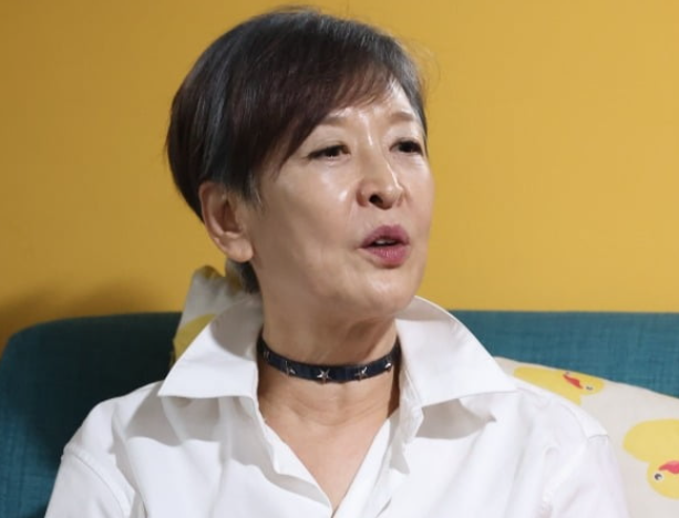 윤석화