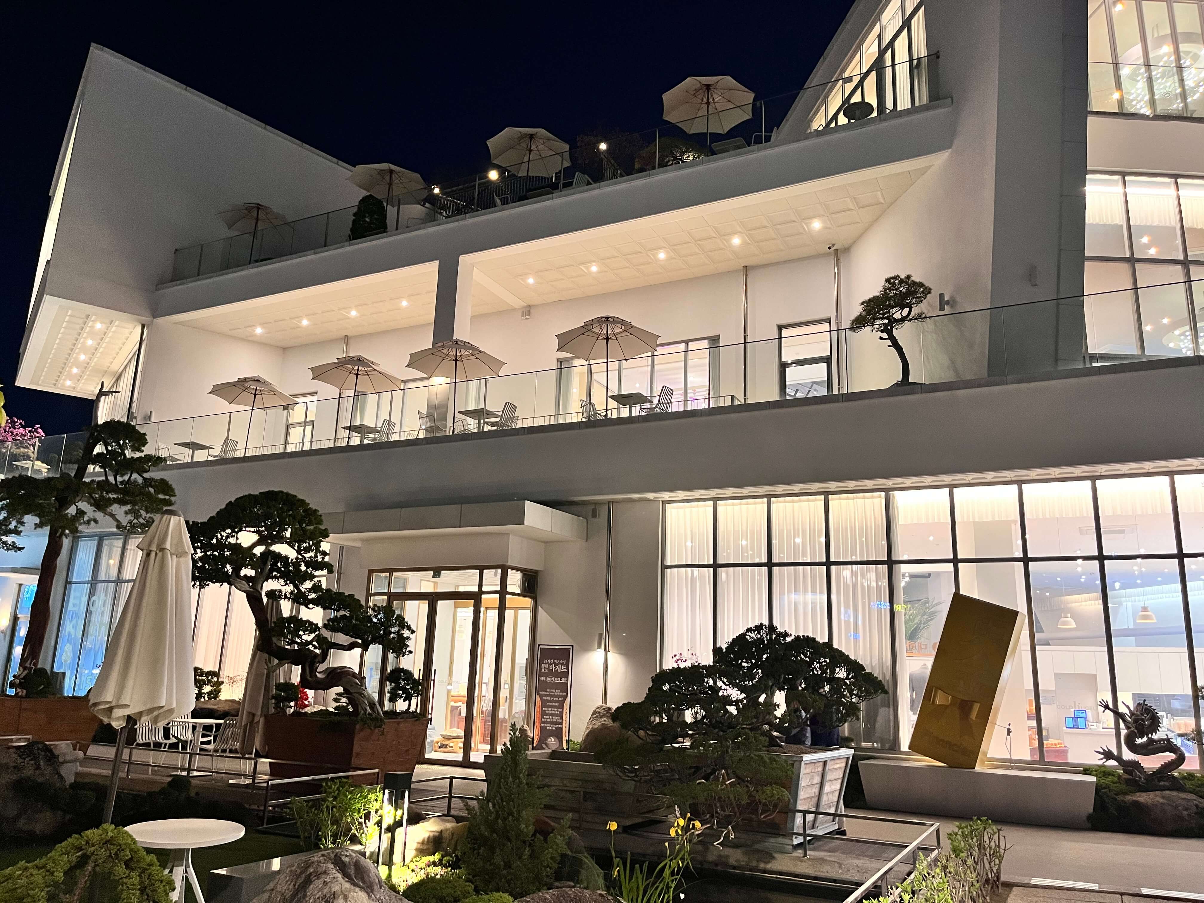 동탄 오산 대형 베이커리 카페 골드헤겔 - 홍종흔 베이커리 본점