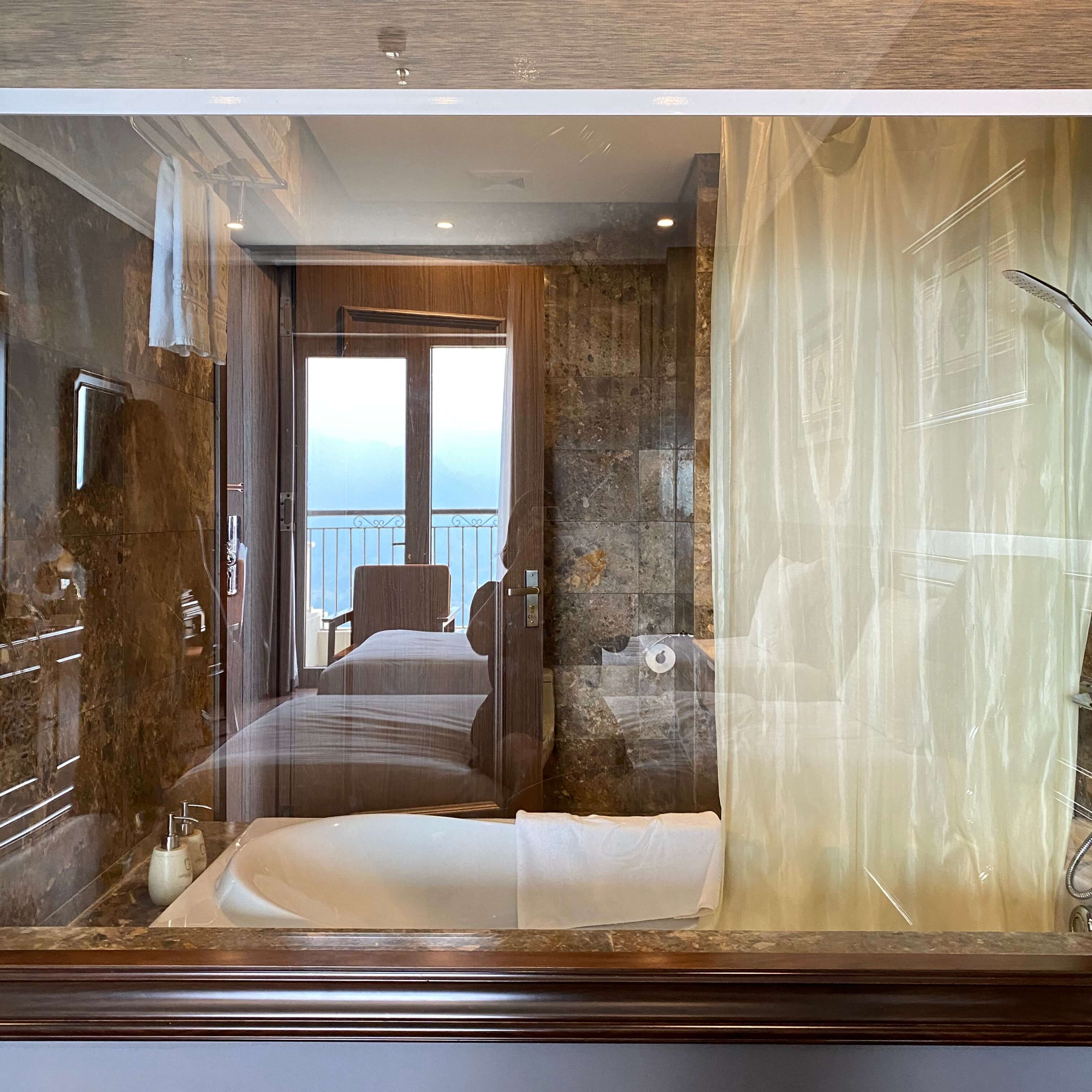 화장실-및-샤워실