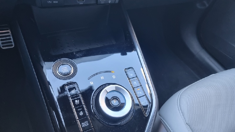 니로하이브리드-기어패널