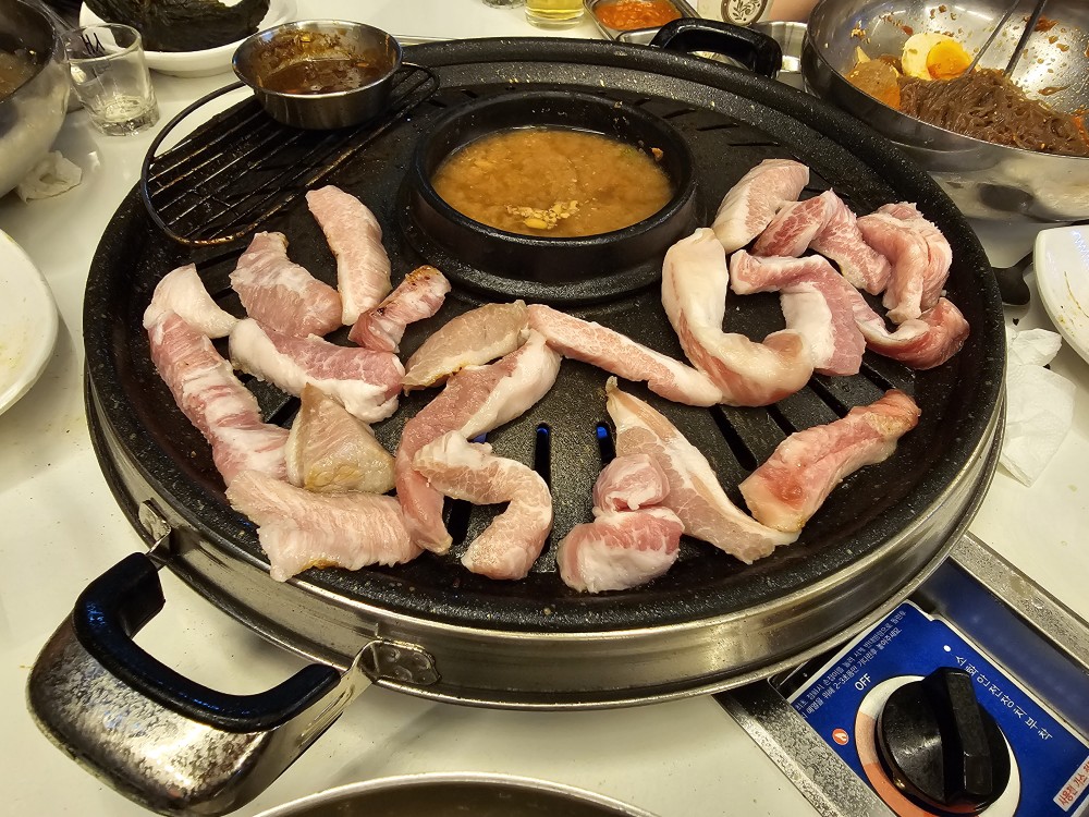 뚱삼겹 뚱소 항정살