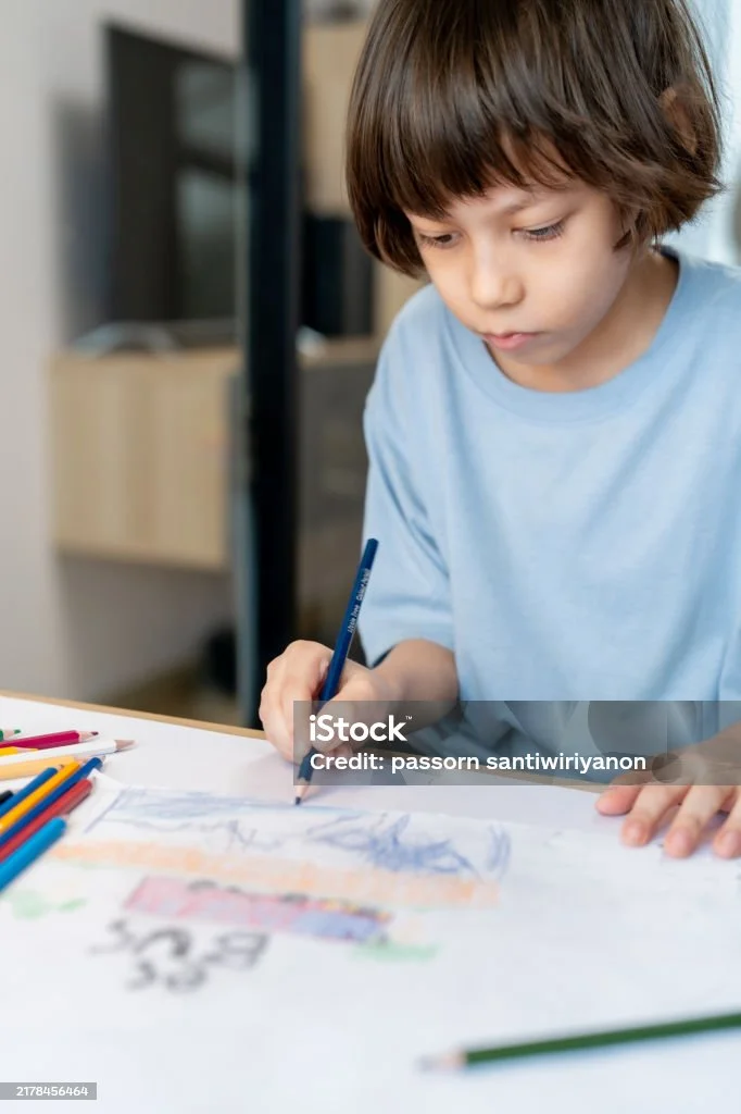 감정 표현 훈련을 위한 ADHD 아이의 색채 기반 정서 지도 활동