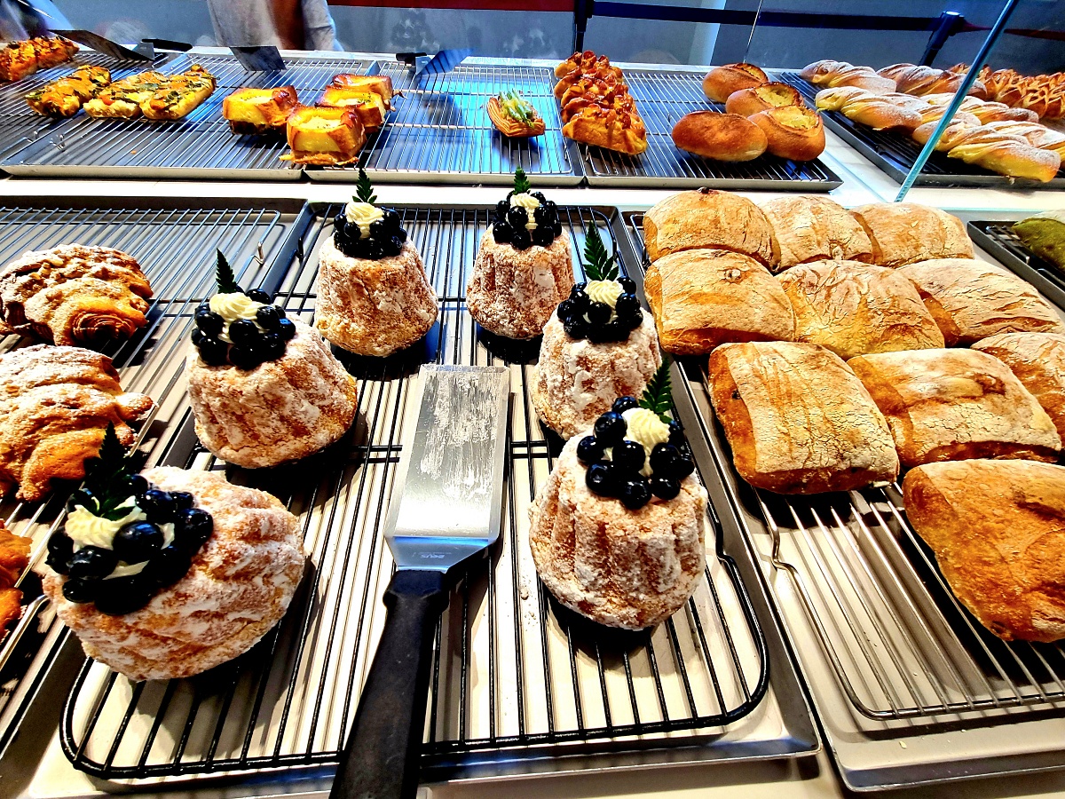 경기도 파주 대형 베이커리 카페, 공릉 저수지 뷰 모쿠슈라 (2호점)