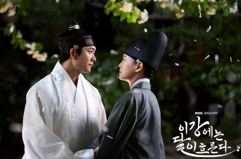 이강에는 달이 흐른다