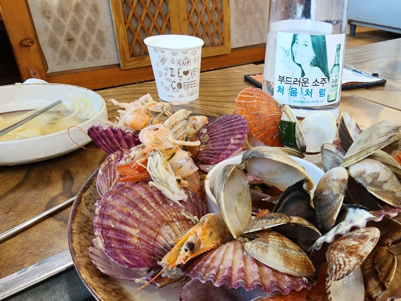 안면도-칼국수-맛집-전통딴뚝칼국수-조개