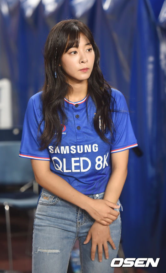 설인아 시축