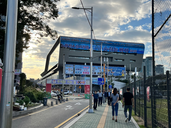 노량진역 수산시장 방문