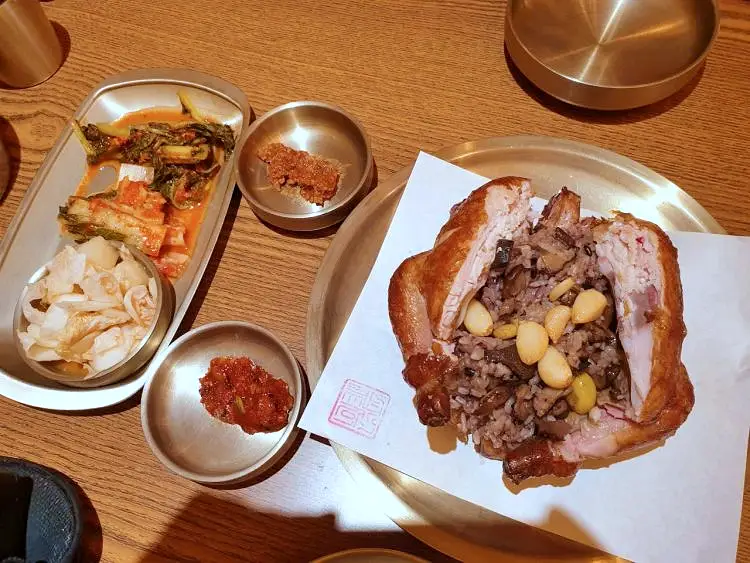 줄서는식당 최준 김해준 추천 참나무 능이 장작구이 통닭, 닭모래집 대파튀김, 고기 된장 막국수 맛있는 식당 신당역 신당동 맛집 소개