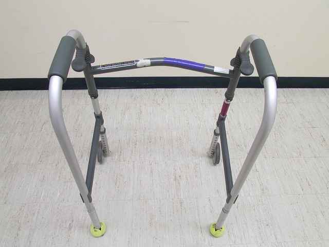 2024 요양보호사 자격증 취득방법(국비)&amp;#44; 기출문제로 한번에 합격