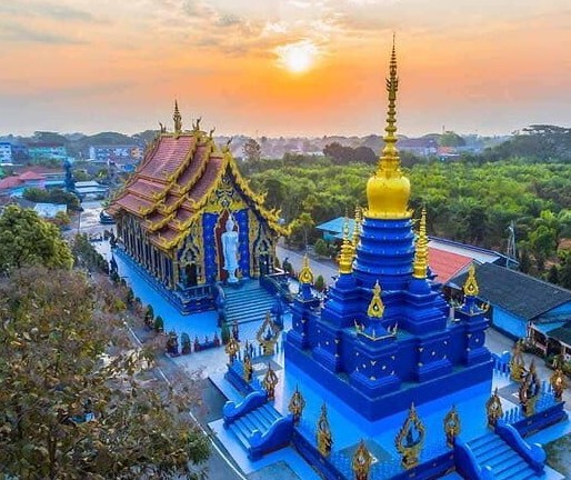 치앙라이 여행 필수 코스! 블루템플(왓 롱 쑤어 텐)