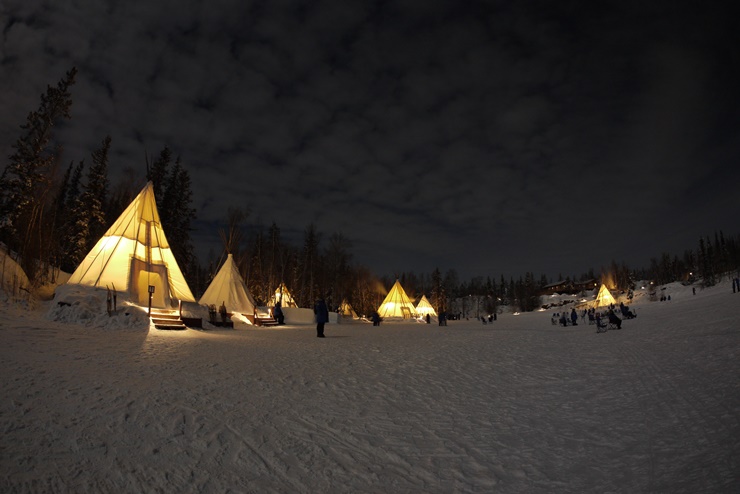 옐로우 나이프 오로라 빌리지 풍경