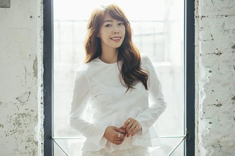 애즈원 이민 프로필