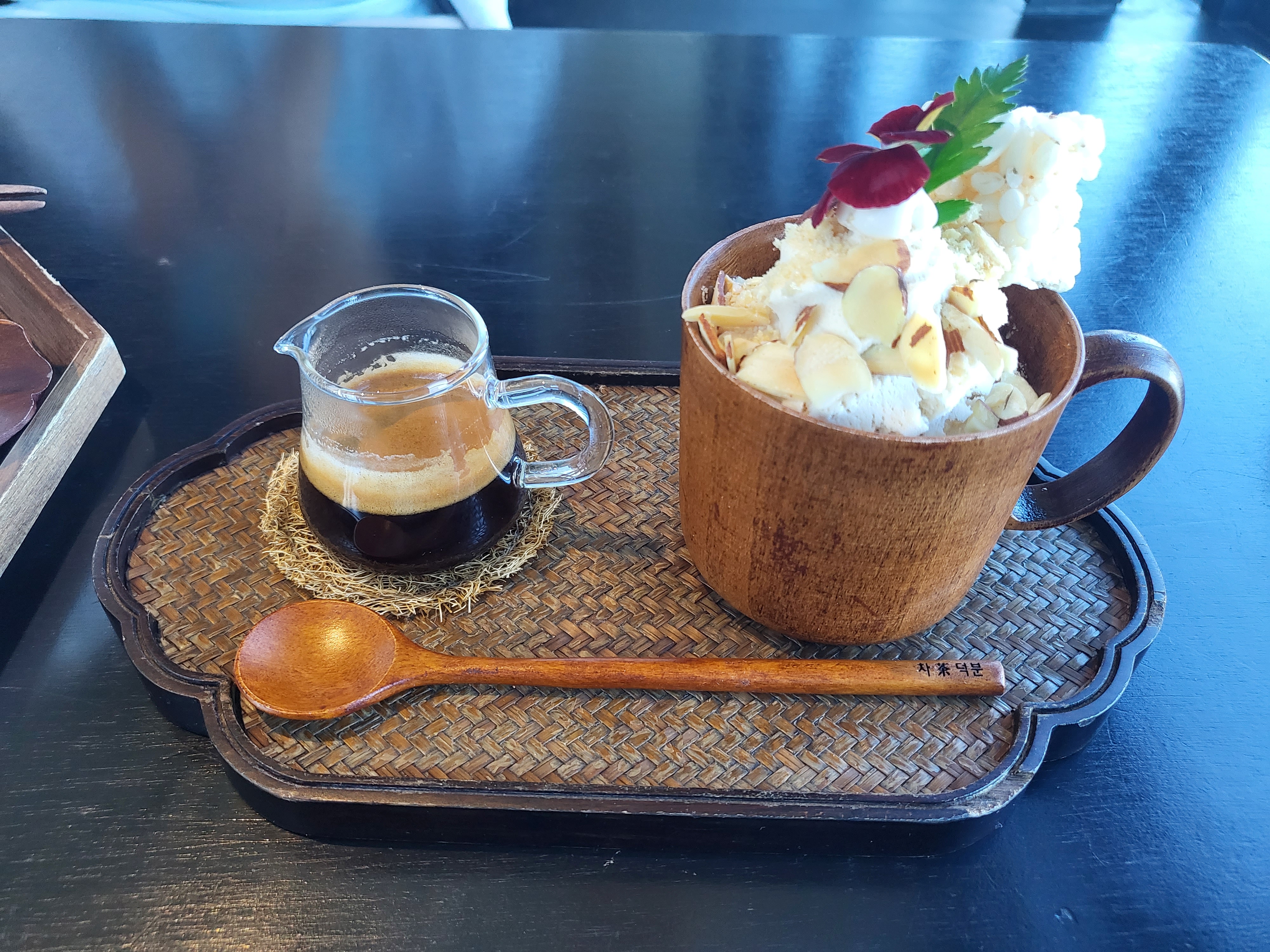 차덕분:영종도 구읍뱃터 바닷가 전망 이쁜 전통카페 차와 디저트 메뉴