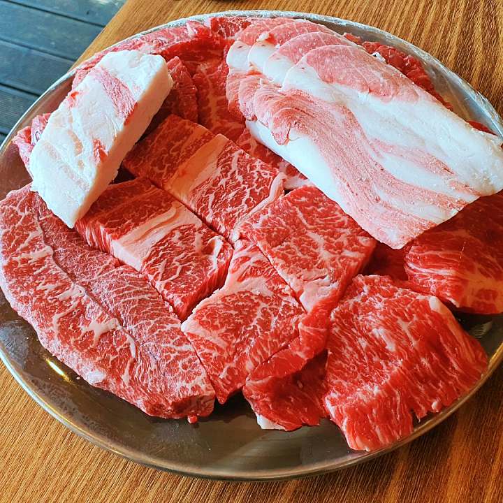 안양 삼막사 가게 한우 숯불 구이 불고기 정육 식당 채끝 등심 안심 특수부위 한근집 맛집 추천
