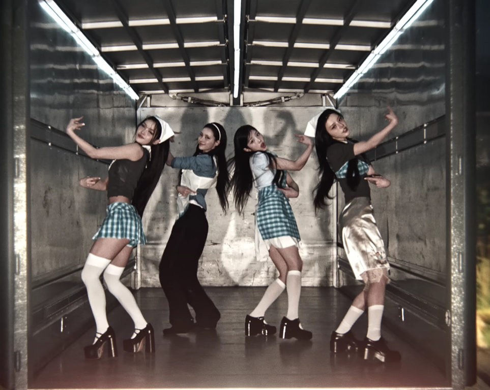 LE SSERAFIM (르세라핌) x ILLIT (아일릿) x KATSEYE (캣츠아이) ICONIC BY MISTAKE