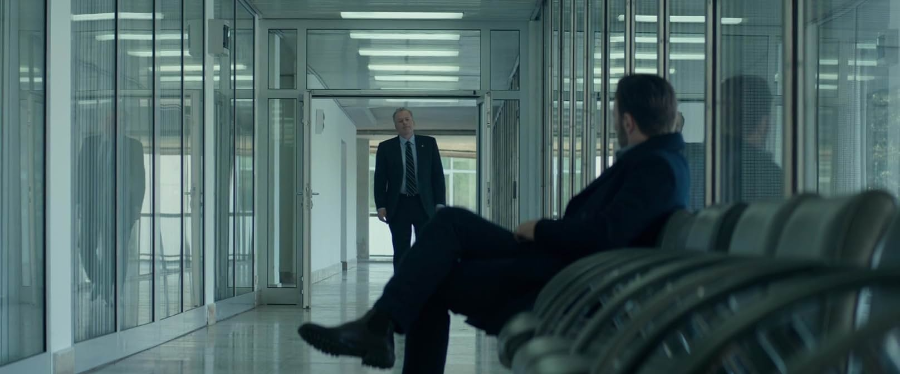 레드 스패로 (2018) 줄거리