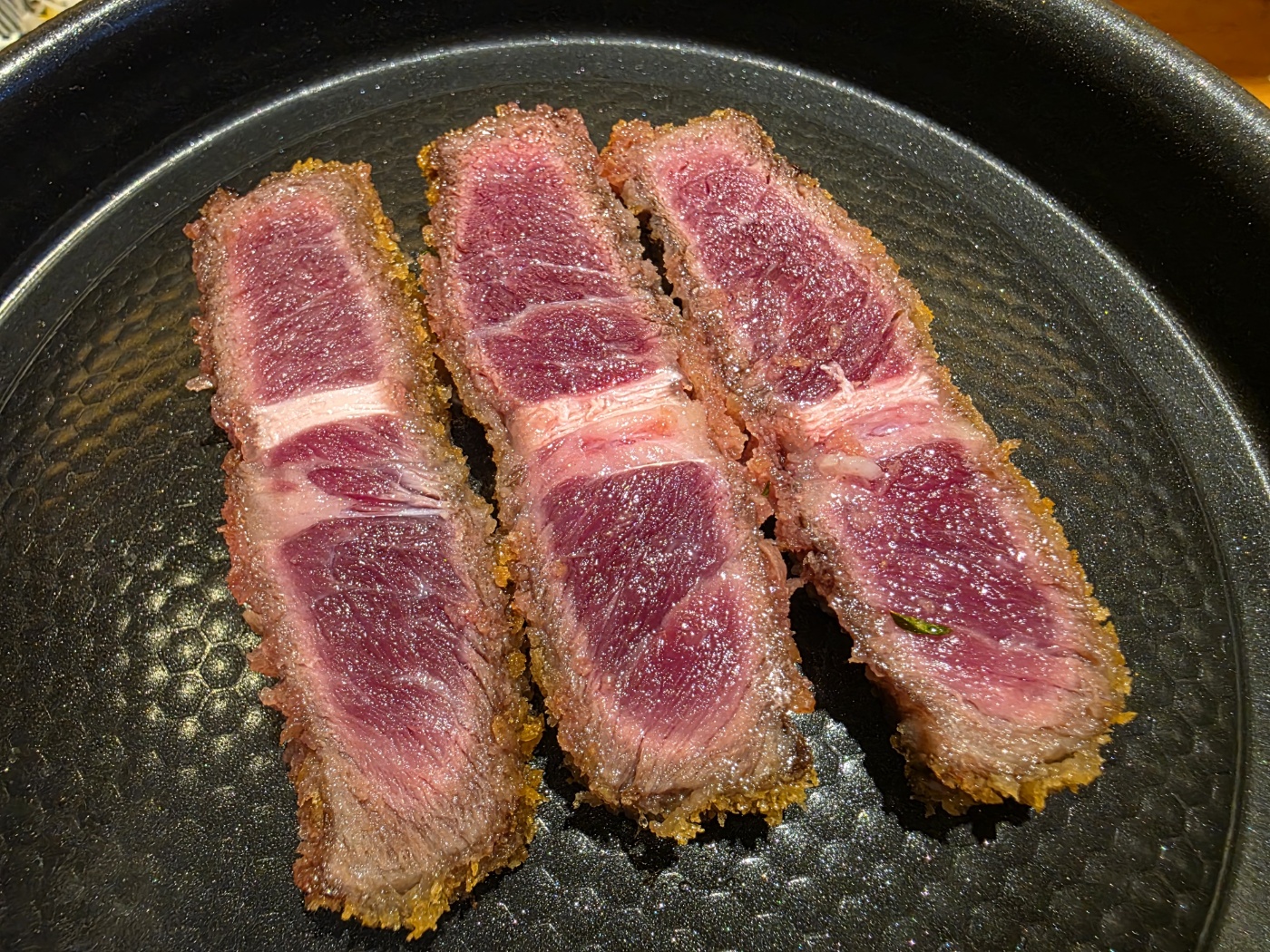 규카츠 클로즈업 단면