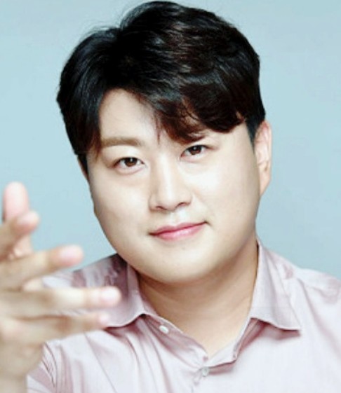가수 김호중 목발짚고 등장 충격적인 검찰 구형