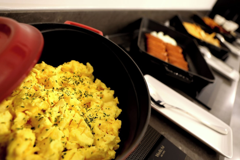 강릉 하운드 더 블루 호텔｜오션뷰&middot;넷플릭스&middot;카페까지&amp;#44; 할인 혜택으로 가성비 숙소 예약하기!