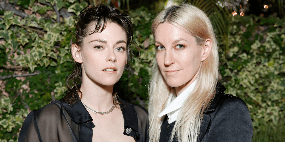 '트와일라잇' 크리스틴 스튜어트, 동성 연인과 감동적인 결혼식 올려