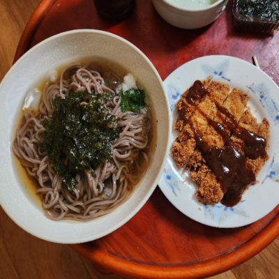 냉모밀돈까스세트