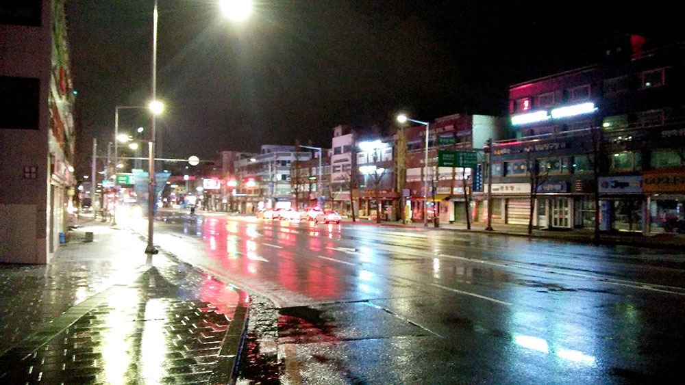 새벽비 오는 거리