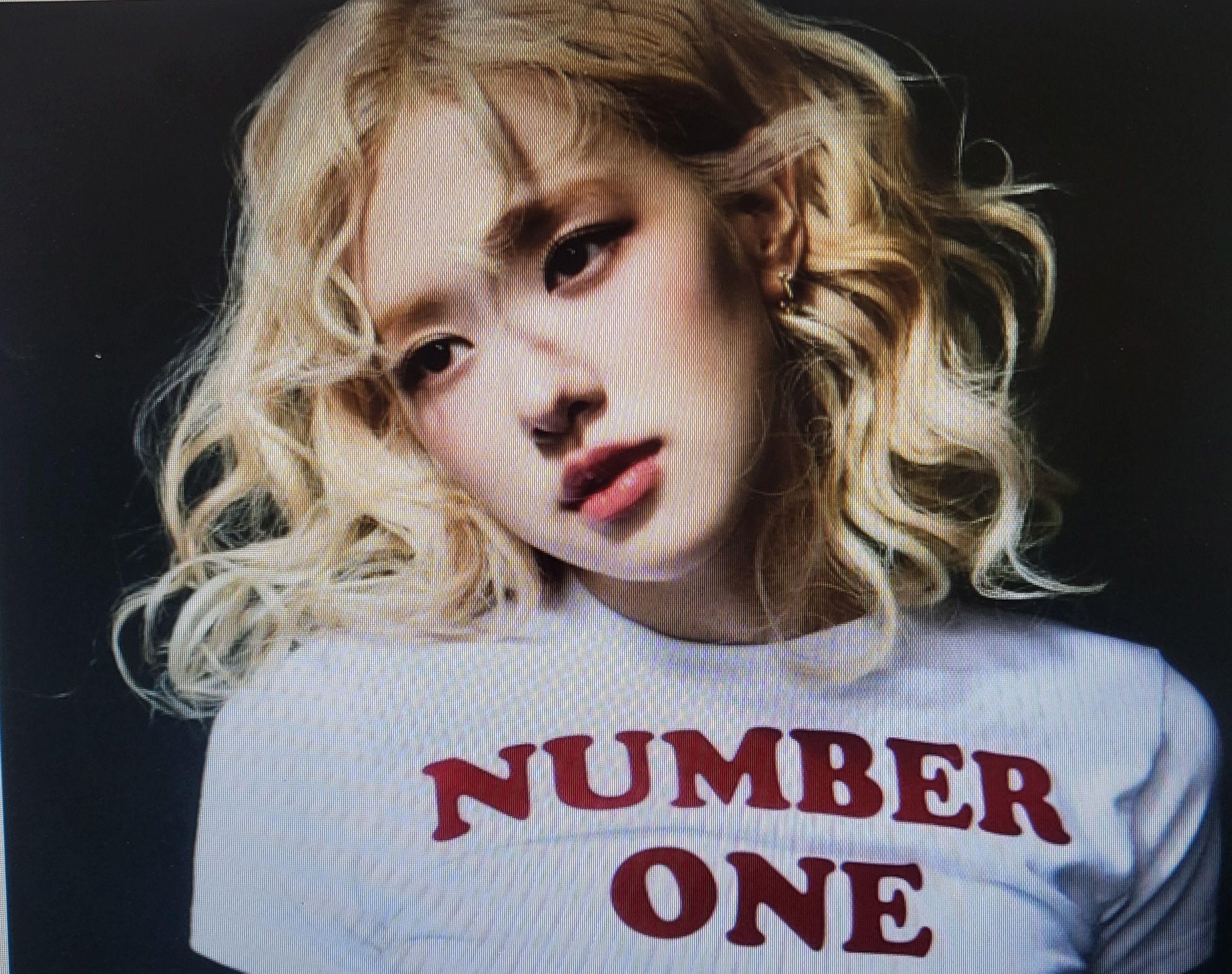 블랙핑크 로제 포스터 이미지