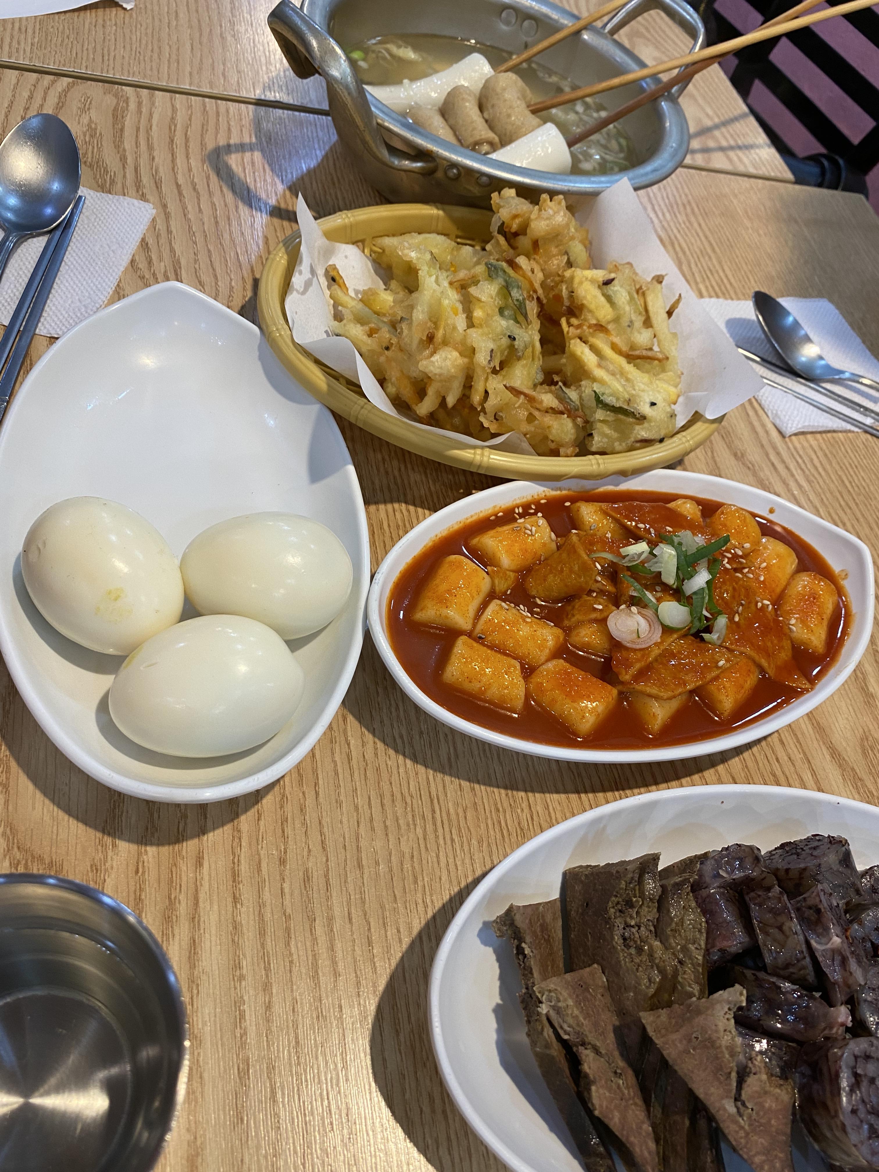 전체메뉴 옆에서