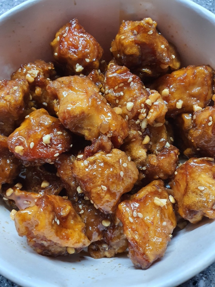 생방송오늘저녁 안양 중앙시장 50년 전통의 30여 종의 한약재 비법 양념 옛날통닭 치킨 닭강정 맛집 추천