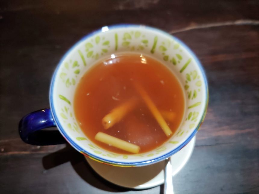 다낭 리틀 하노이 에그커피 소화를 돕는 금귤 레몬그라스 생강차