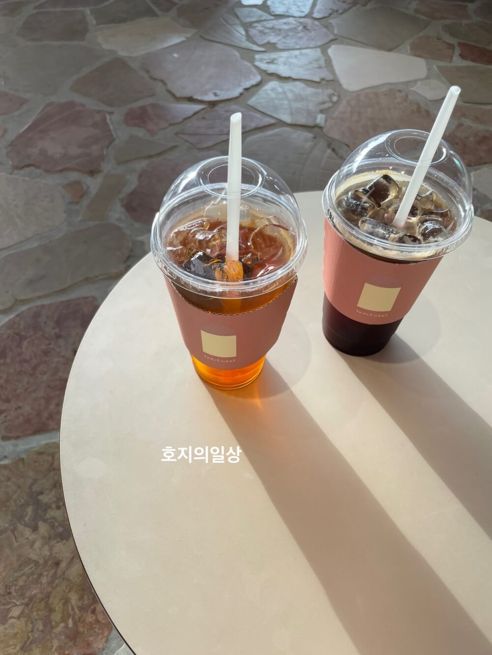 제주 협재 카페 호텔 샌드 - 주문한 메뉴들