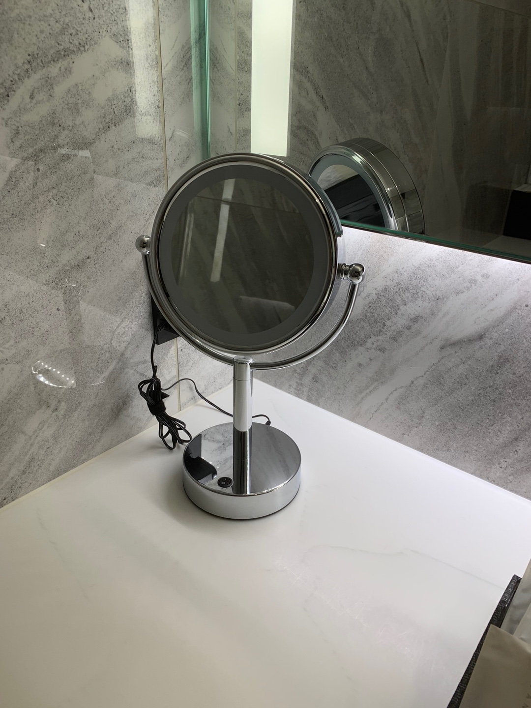 하얏트도쿄베이거울