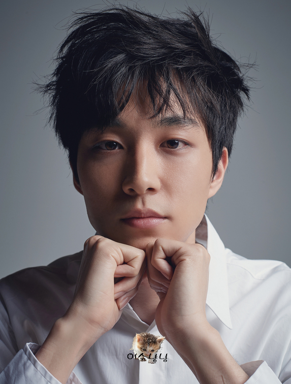 이충현 감독 