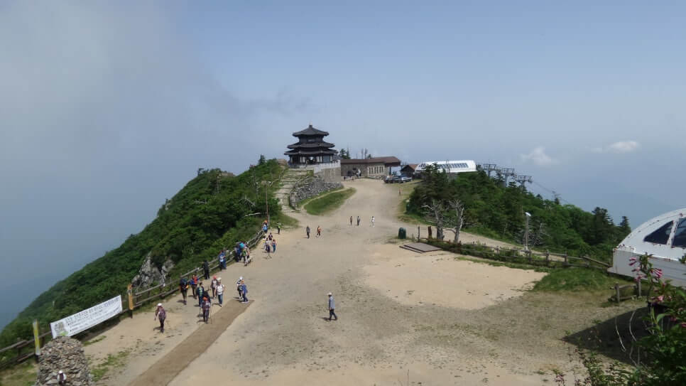 100대 명산 등산하기 마흔 여덟번째 무주 덕유산 사계절이 살아 숨 쉬는 국립공원의 깊은 품으로 떠나는 여행