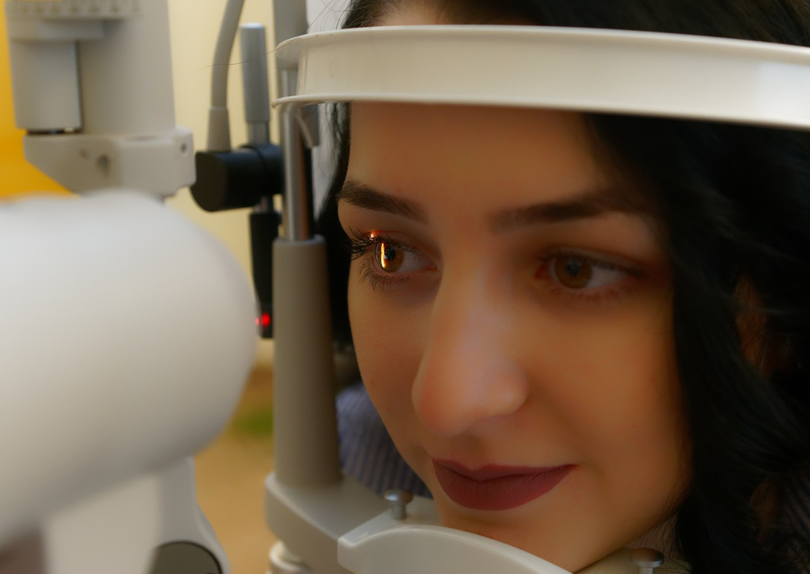 노화로 인한 시력 저하와 안구 질환 예방