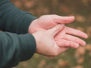 손가락 마디 통증