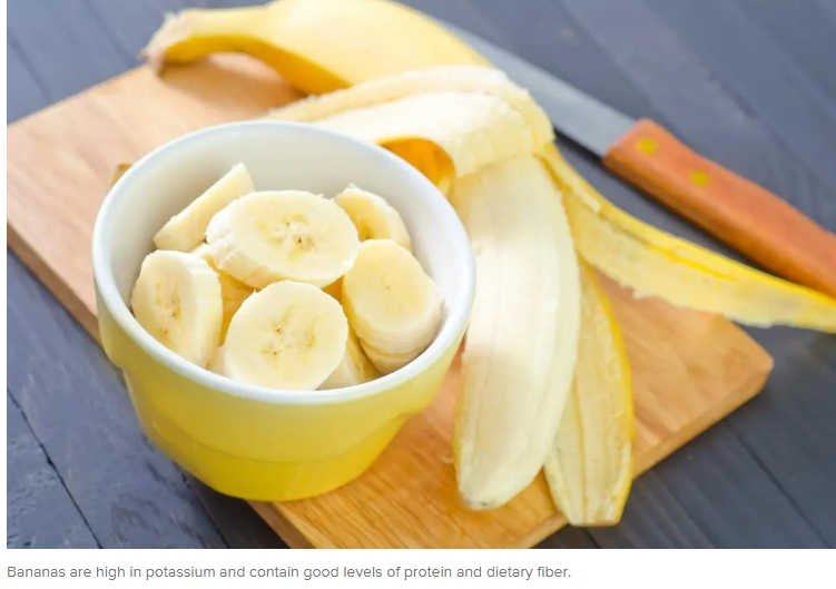 바나나를 먹는...먹어야 하는 이유 Health Benefits of Bananas