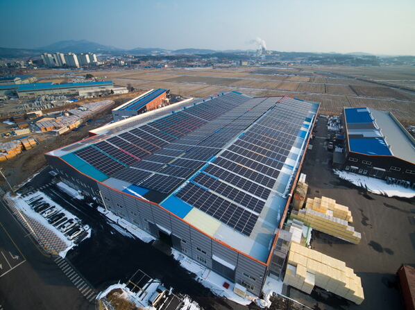 정부가 2030년까지 산업단지에 6GW(기가와트) 규모의 태양광을 보급한다.