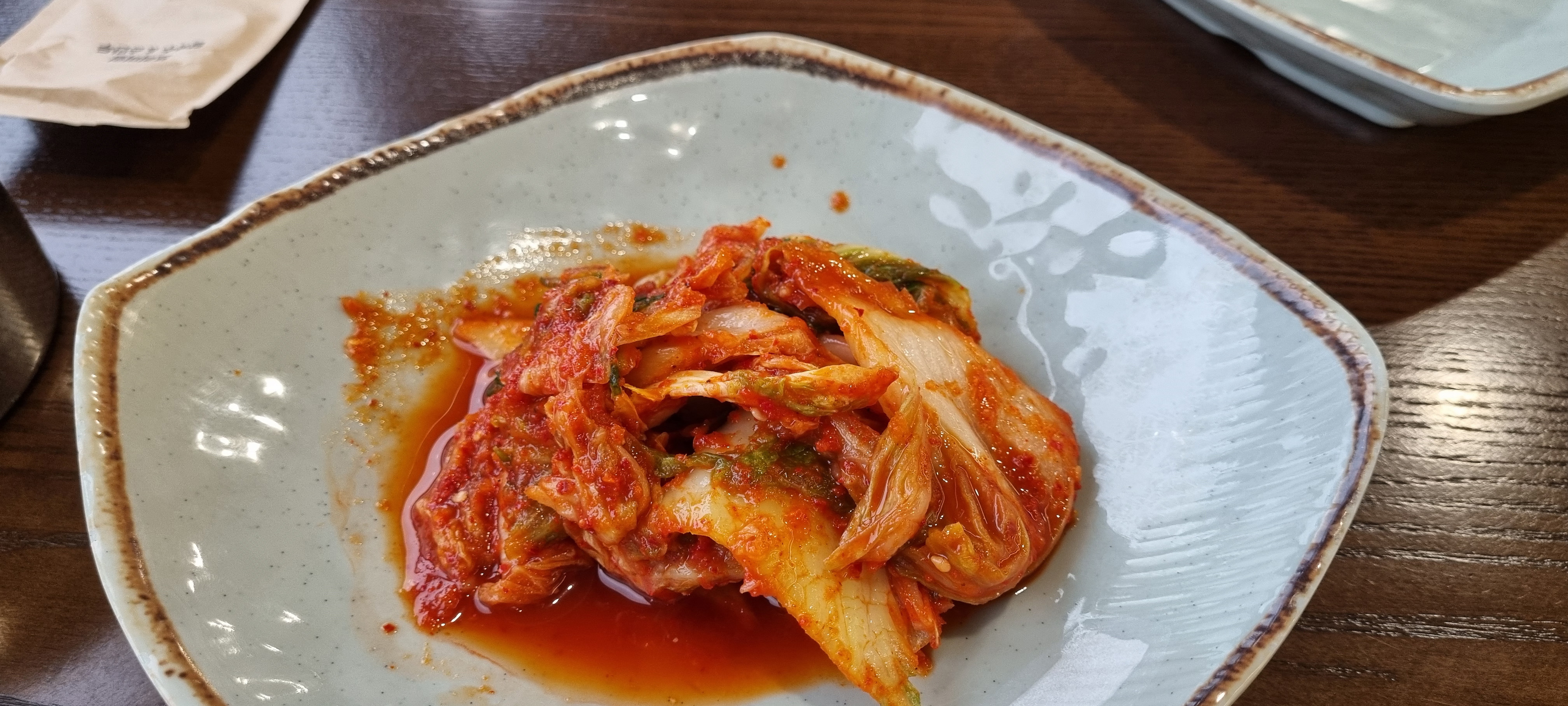 사골 육수 진한 칼국수 맛집 &lt;밀곳&gt;
메뉴