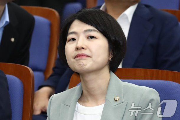 한지아 국회의원 국제보건 정책 활동 관련 사진