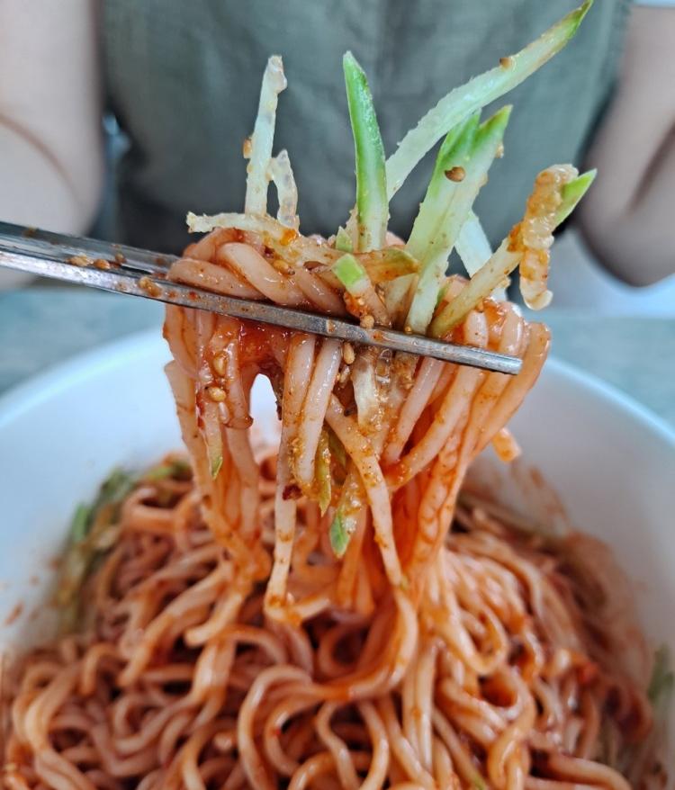 &lsquo;하루 3시간, 150그릇 한정판매&lsquo; 50년 전통의 콩국수 충남 당진 맛집