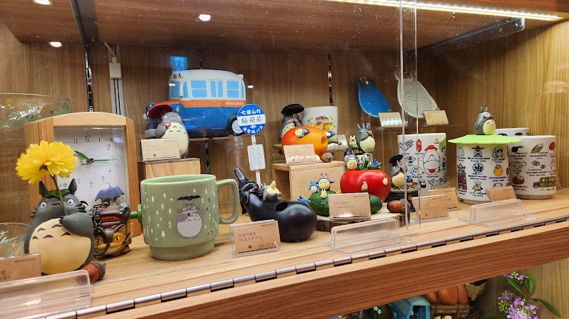 수원 AK백화점 지브리 굿즈샵 도토리숲 너무 재미있는 공간 사진 8