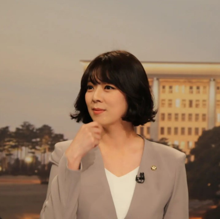 배현진05