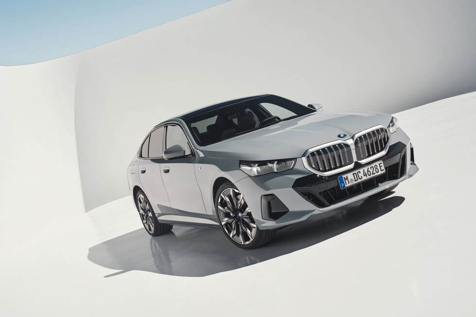 2024 BMW i5