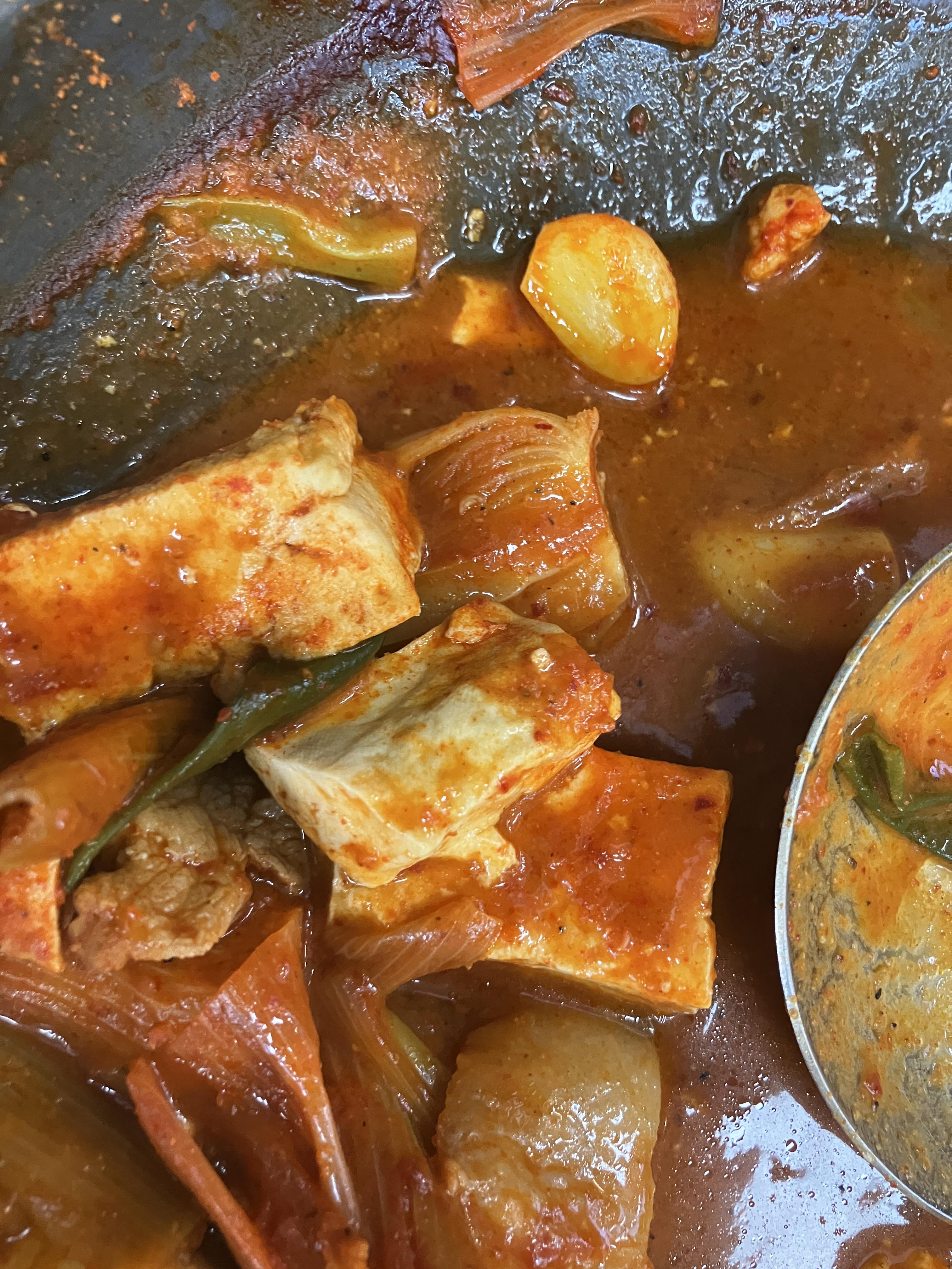 돼지 고추장찌개 내돈내먹