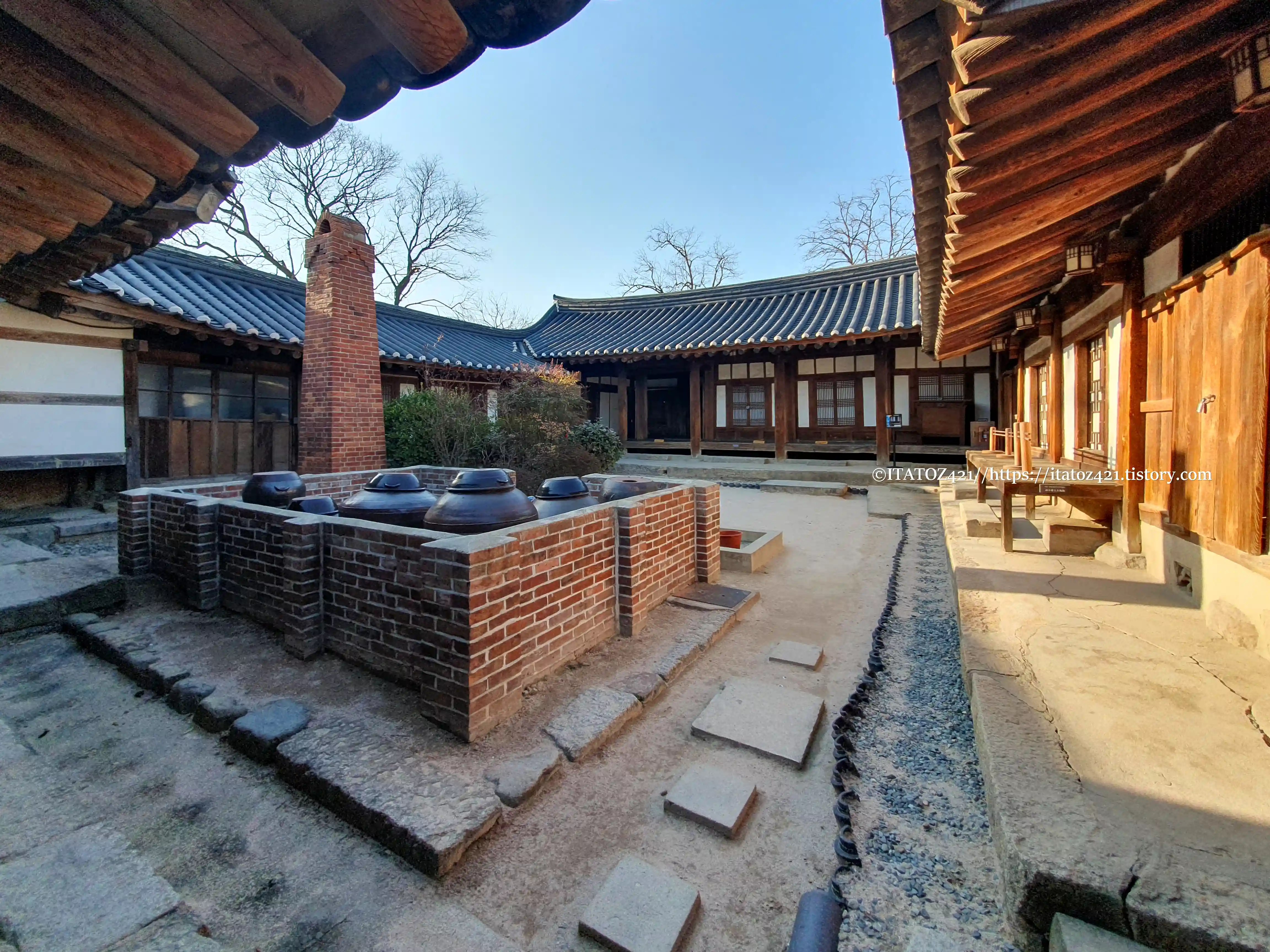 전통 한옥 안채