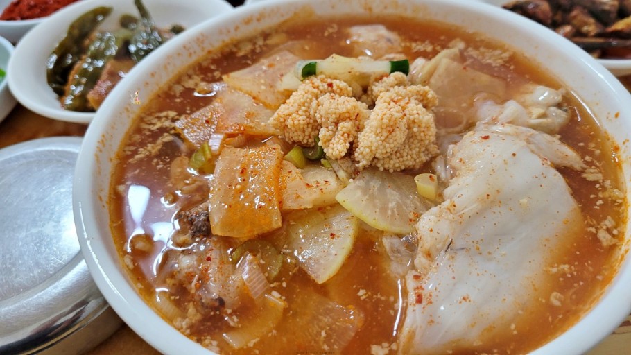 속초가면-꼭-먹어야-하는-추천음식-13종-및-해당-추천메뉴-맛집소개