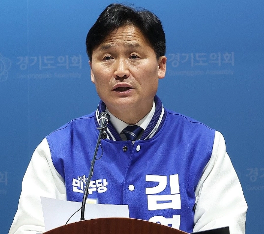 김영진 의원 프로필 나이 고향 학력 재산 페이스북